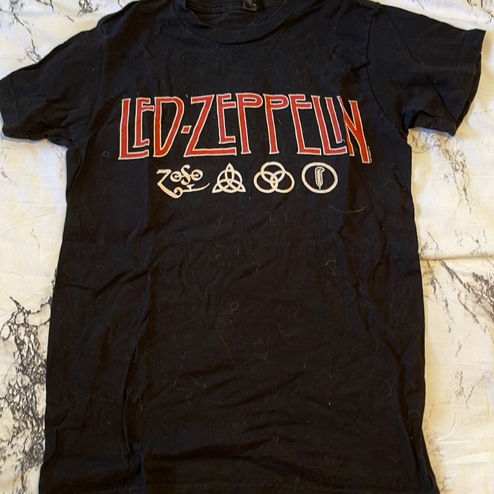 Led Zeppelin T-shirt